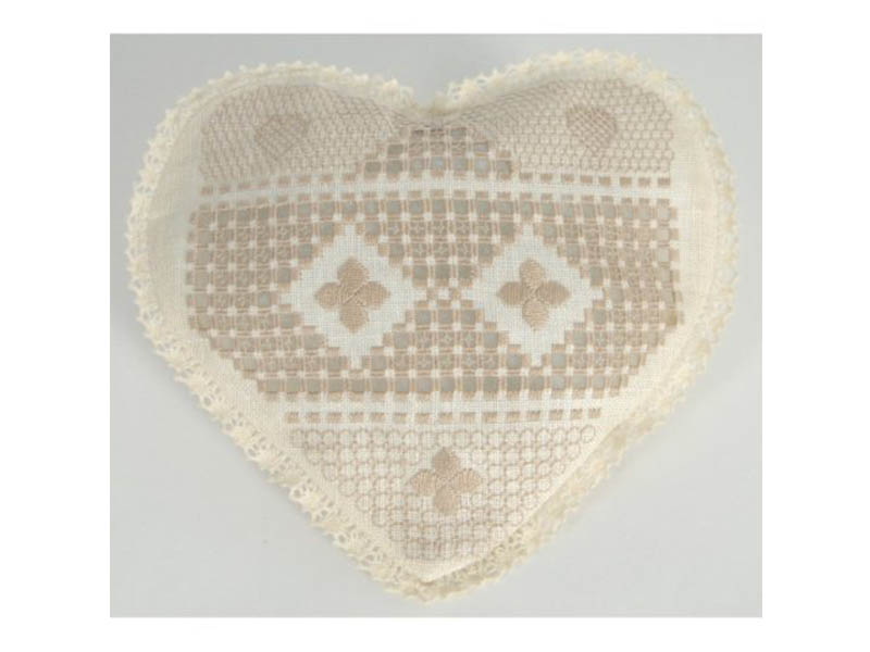 DMC SET ZA VEZ-ECRU HARDANGER LACE HEART