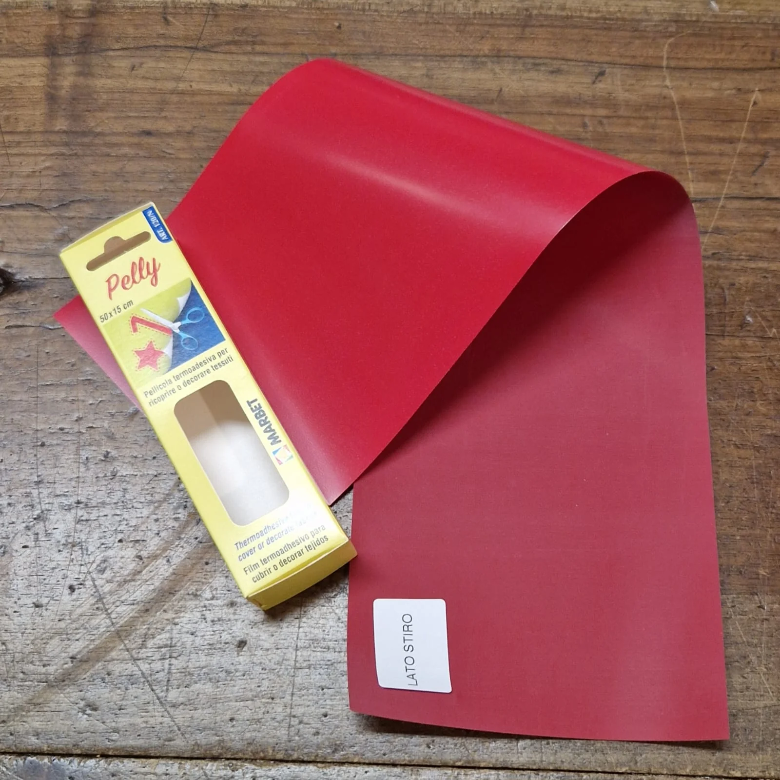PRESLIKAČ  TERMOLEPLJIV CRVENI 50 X15cm